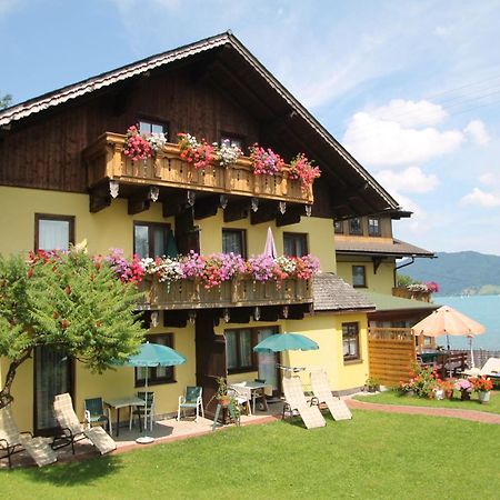 Seepension Neubacher Kg Nussdorf am Attersee Exterior photo